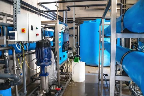 Ways a Pressure Tank Enhances Overall Water System Performance
