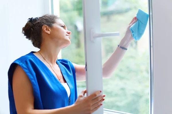 Find Reliable Window Cleaning Near Me for a Brighter Home