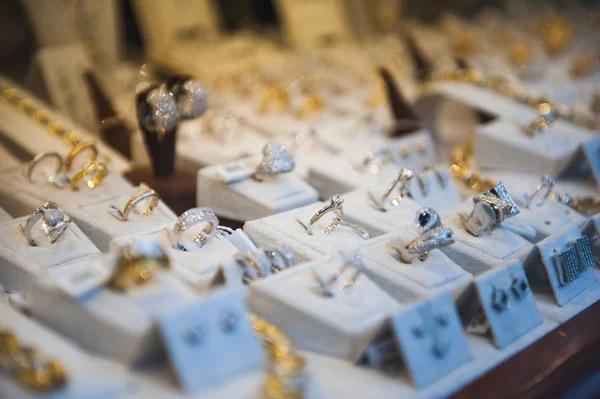 Discover Unique Chains with Permanent Jewelry Appleton