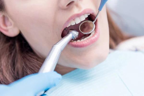 Supporting Healthy Smiles With a Childrens Dentist Denver